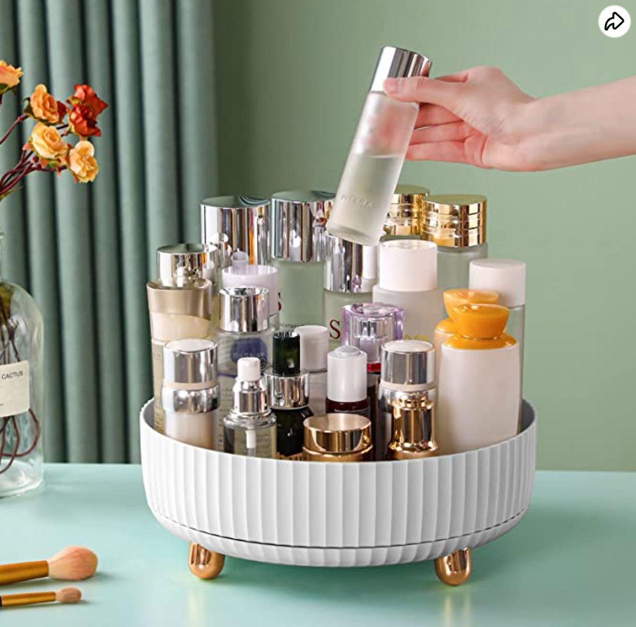 store-accessories-perfume-storage.png